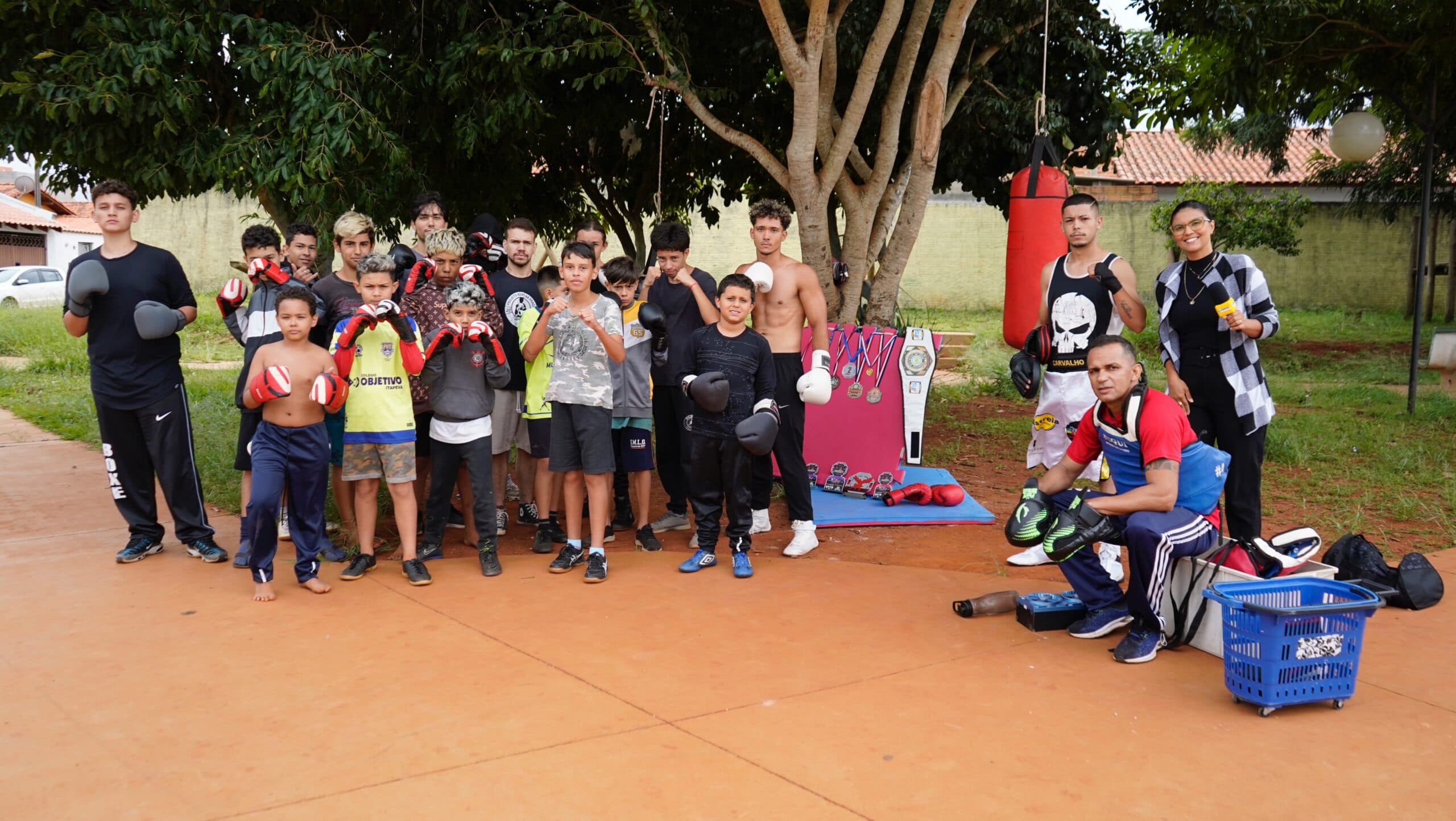 Projeto “Boxe na Praça” com a equipe Dutra Boxe de Itapeva brilha no torneio Forja de Campeões