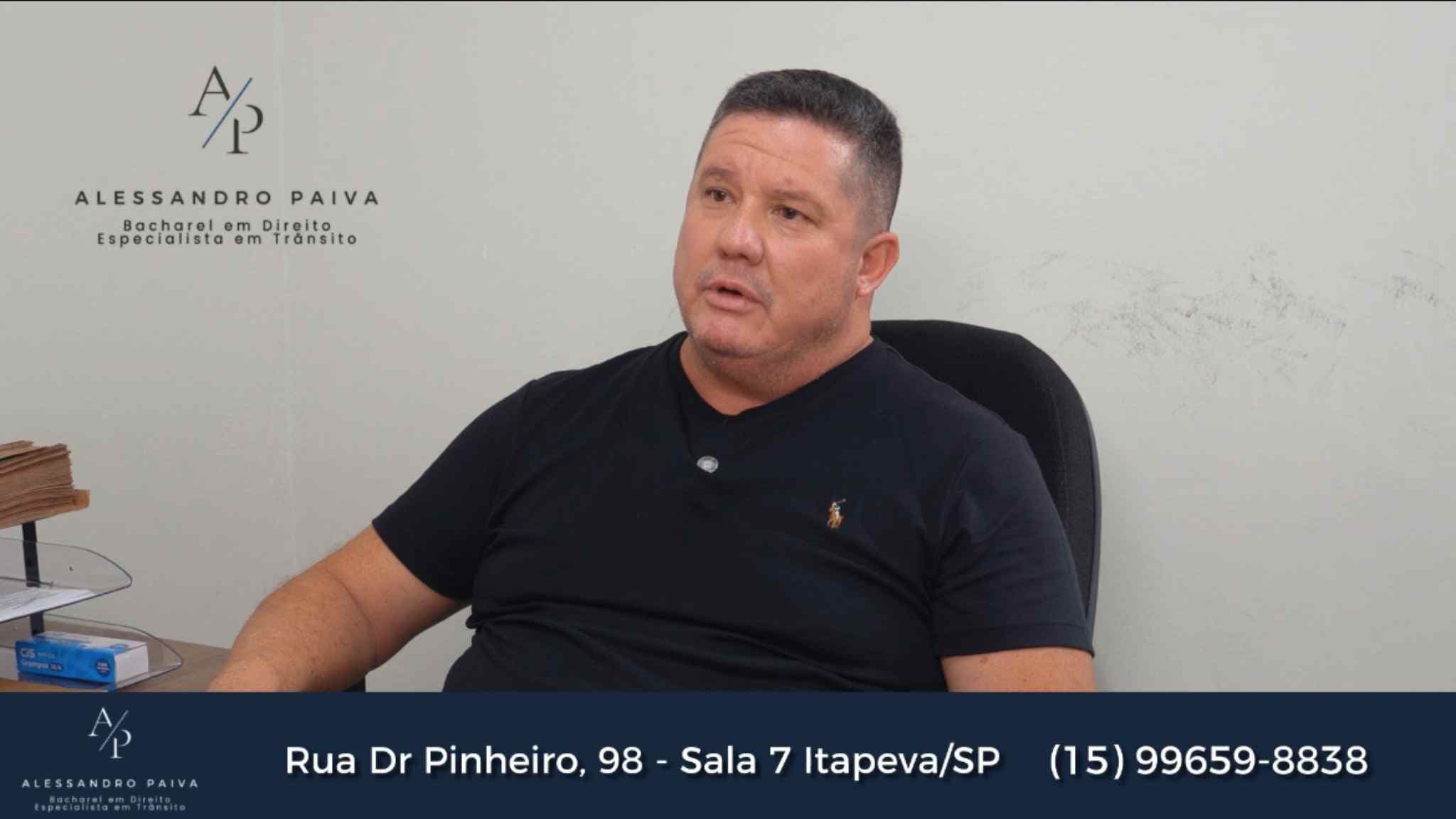 Resolva seus problemas com a CNH: Paiva, o especialista em trânsito, está aqui para ajudar você!