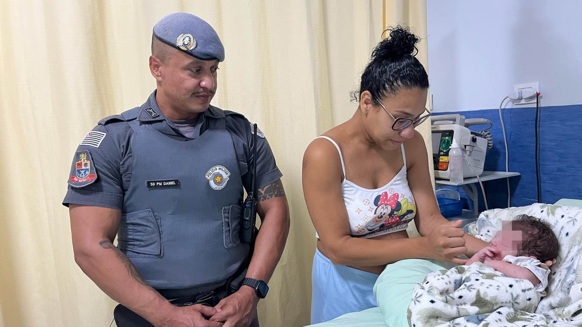 Herói Fardado: Policial Militar salva recém-nascido de 10 Dias engasgado em Itapeva/SP