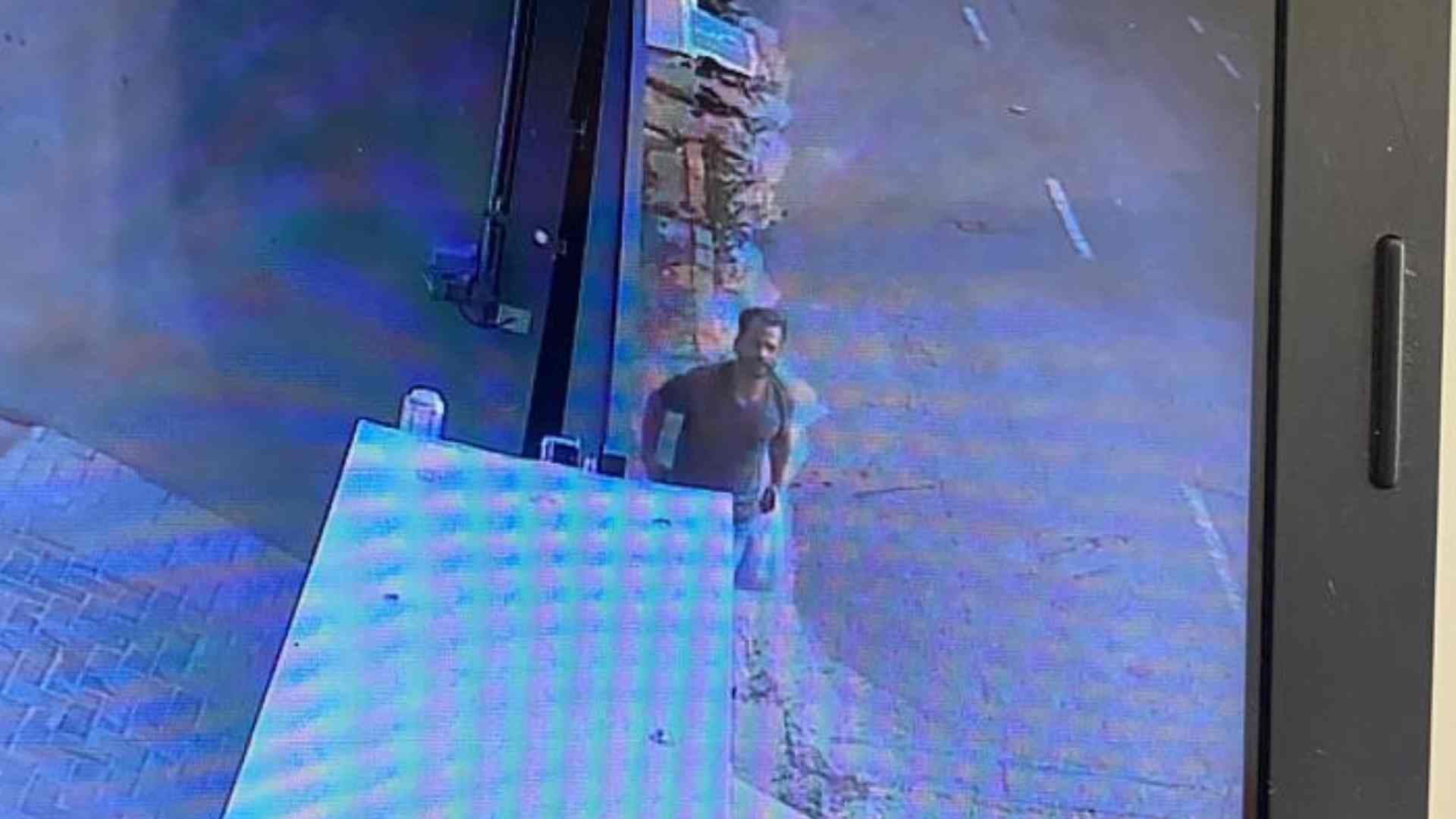 Criminoso age em plena luz do dia e invade casa no centro de Itapeva