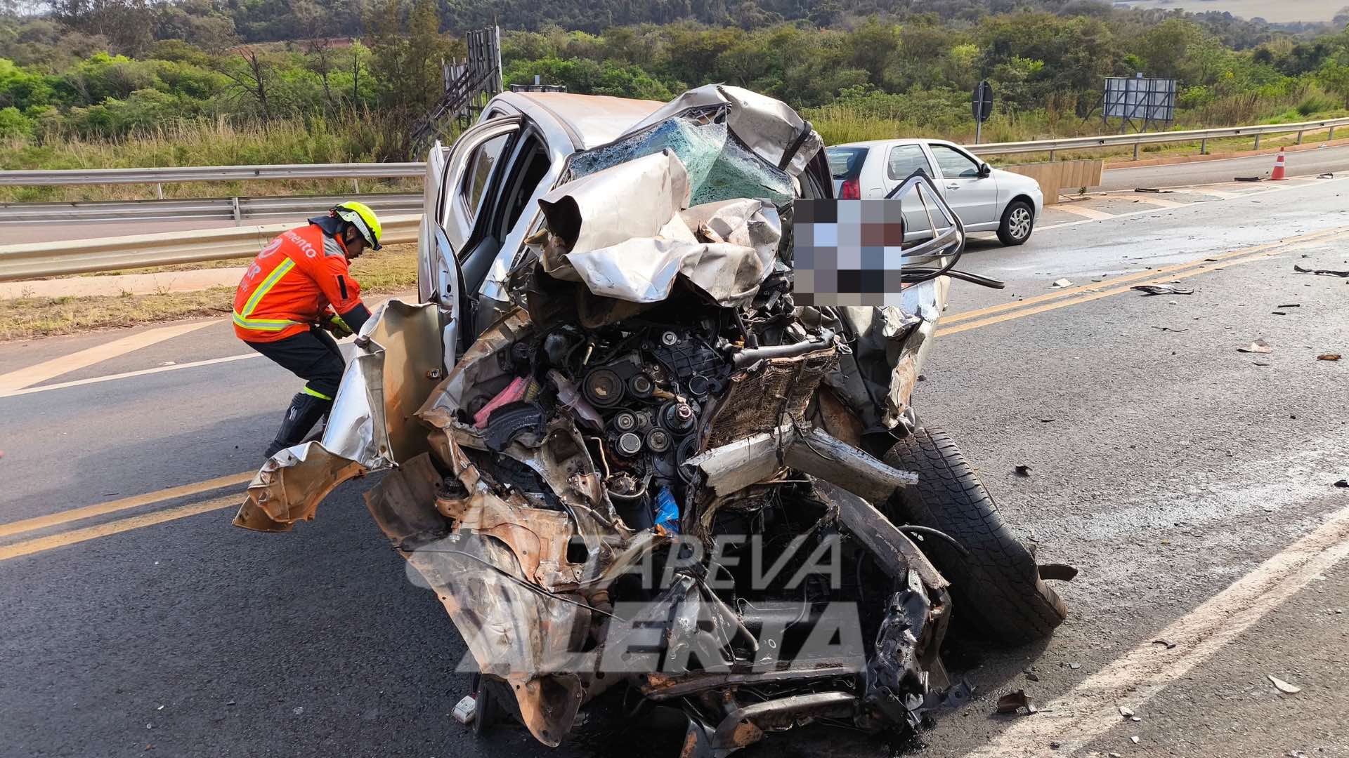 Acidente grave na SP-258 em Itapeva deixa uma vítima fatal