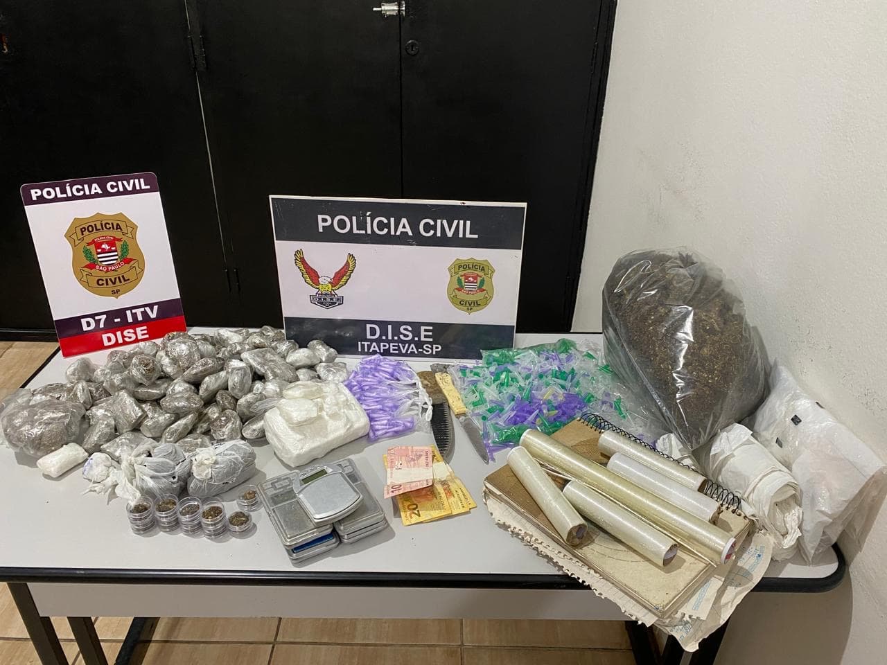 DISE apreende mais de 5 kg de drogas e prende suspeito por tráfico em Itapeva