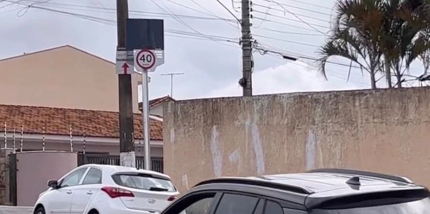 Avenida Vaticano em Itapeva/SP recebe novos radares e lombadas eletrônicas para garantir segurança no trânsito