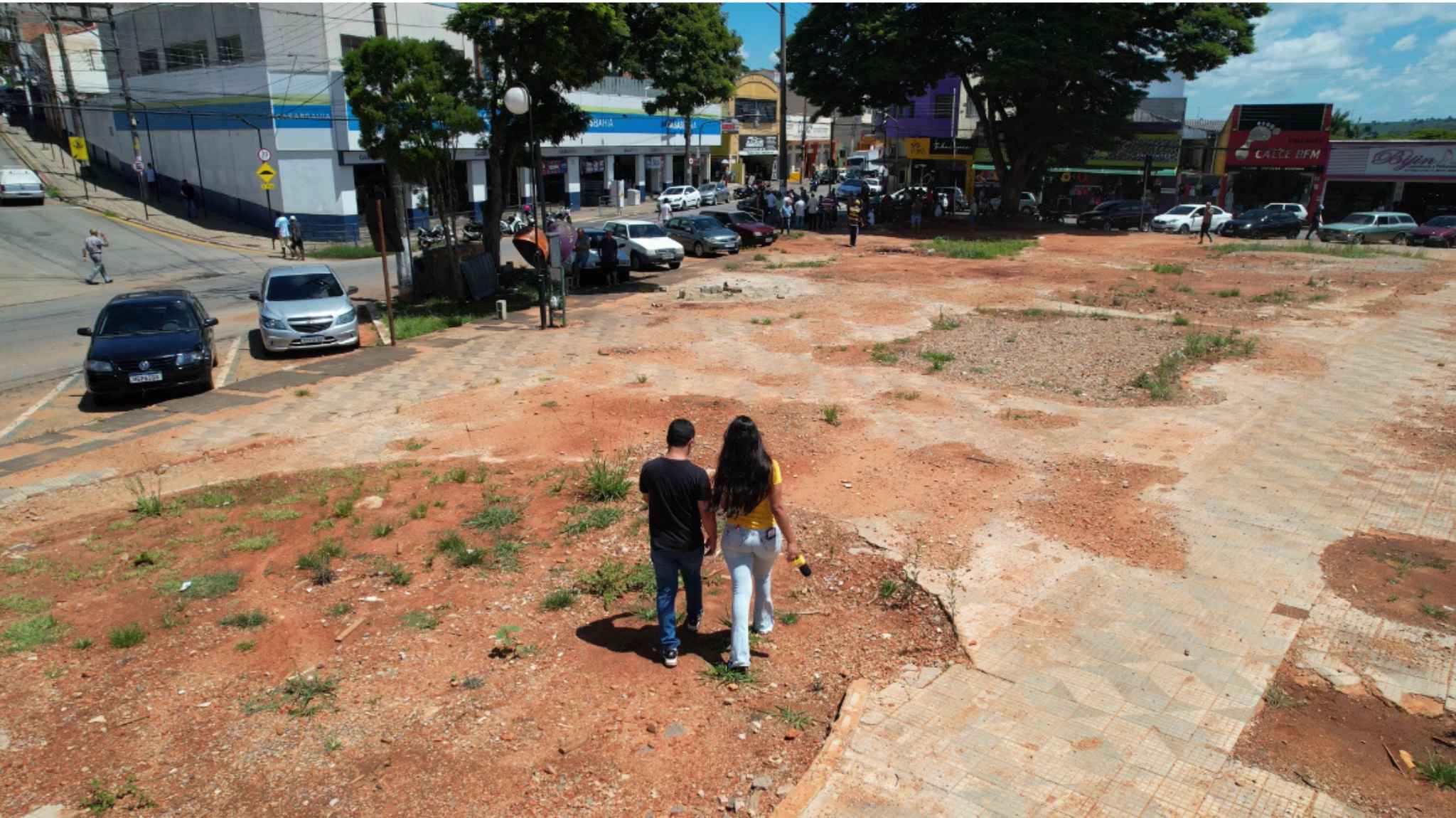 Local onde foi o Camelódromo de Itapeva/SP está abandonado
