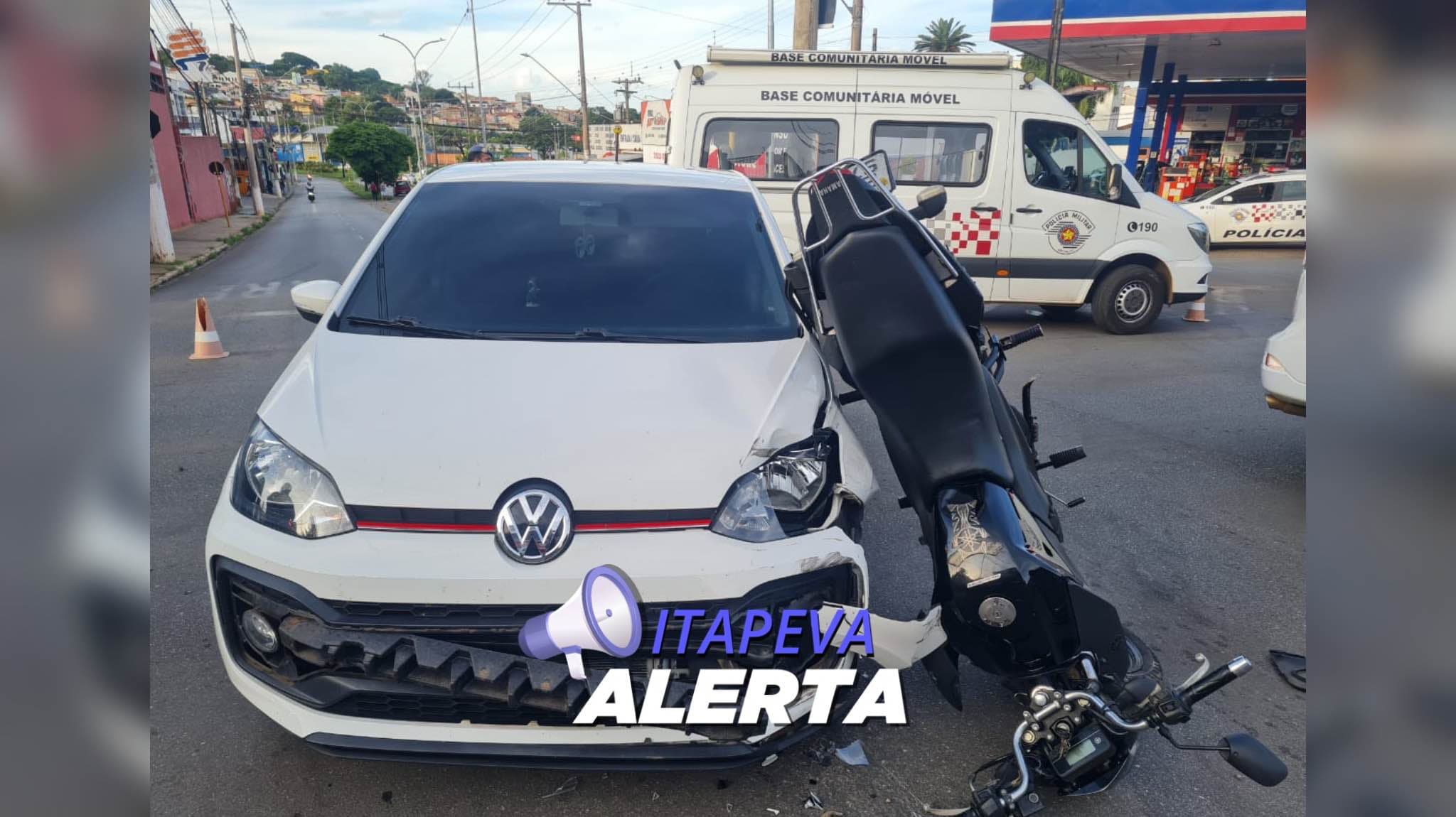 Acidente entre carro e moto registrado em Itapeva nesta terça-feira