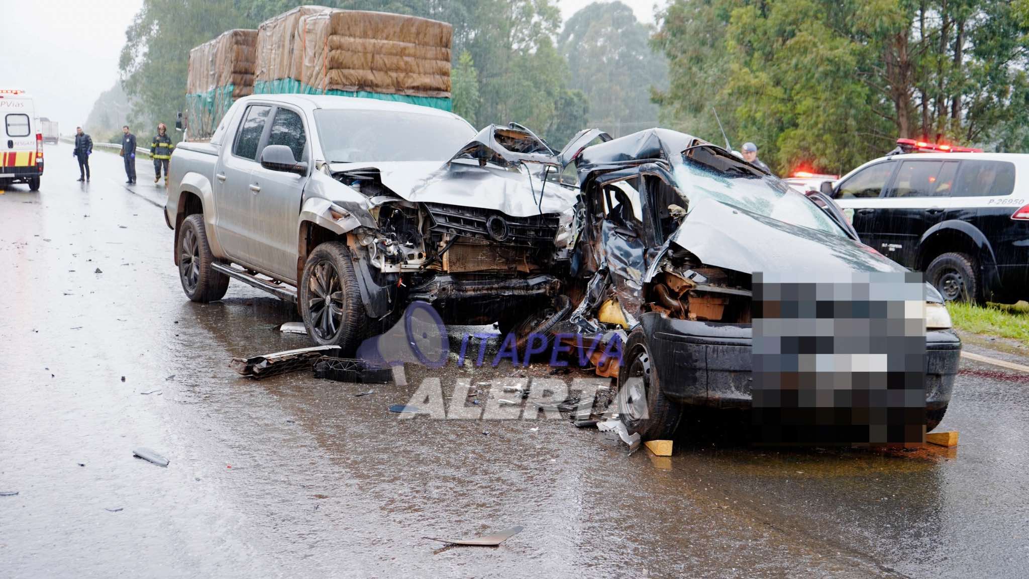 Grave acidente na Rodovia Francisco Alves Negrão deixa três mortos
