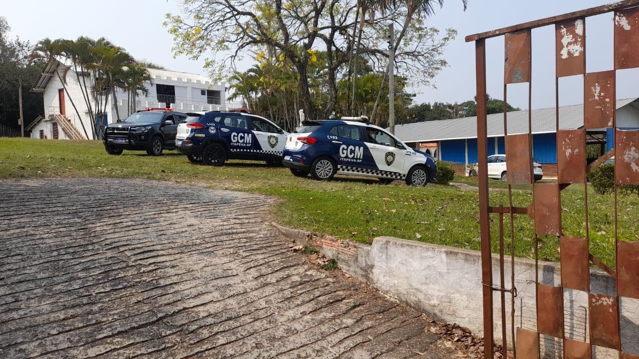 Clínica clandestina é descoberta em Itapeva: Materiais e equipe apreendida por exercício ilegal da medicina