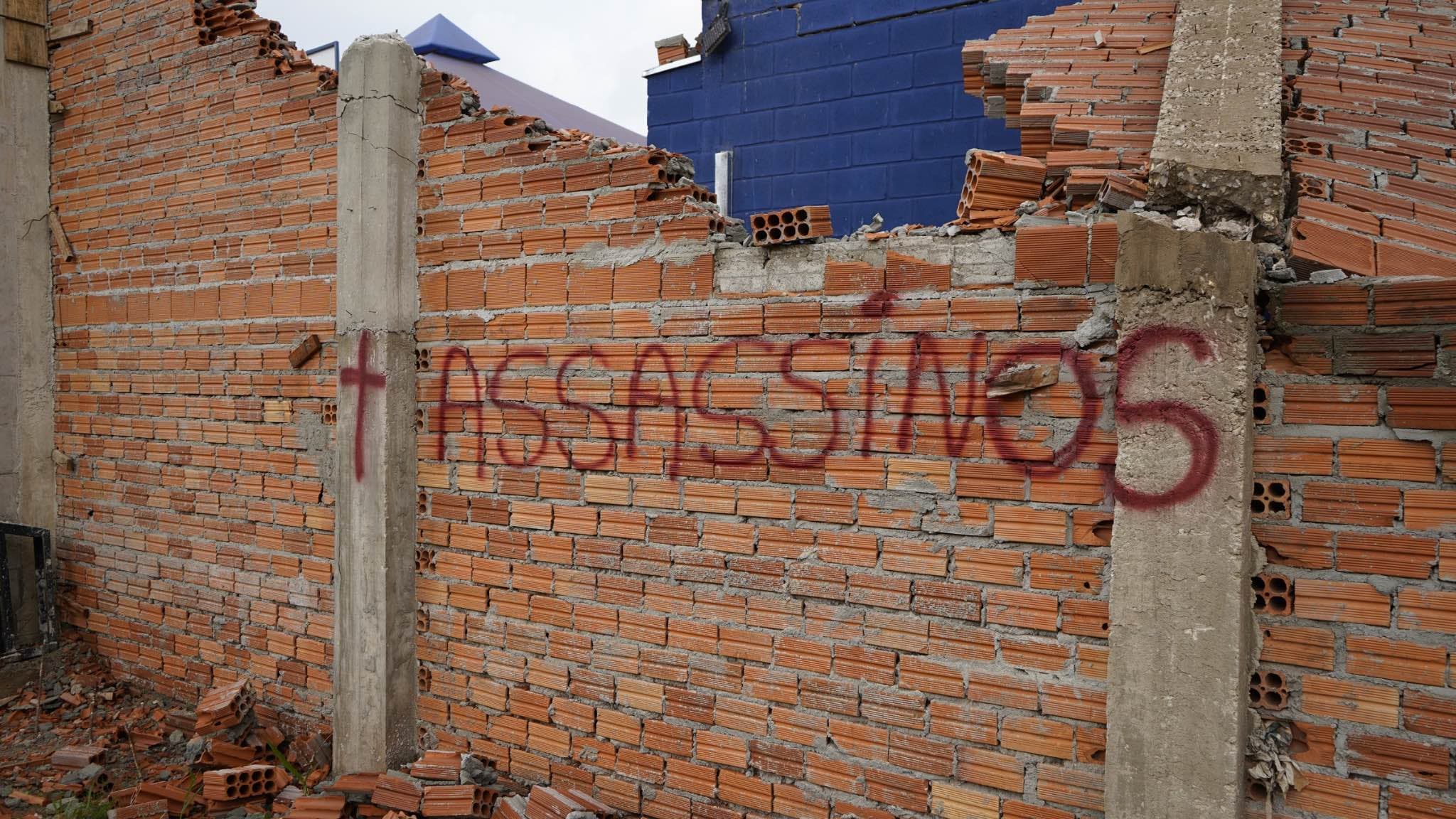 Negligência fatal: Mulher é morta por muro embargado em Itapeva mesmo após alertas de risco ignorados