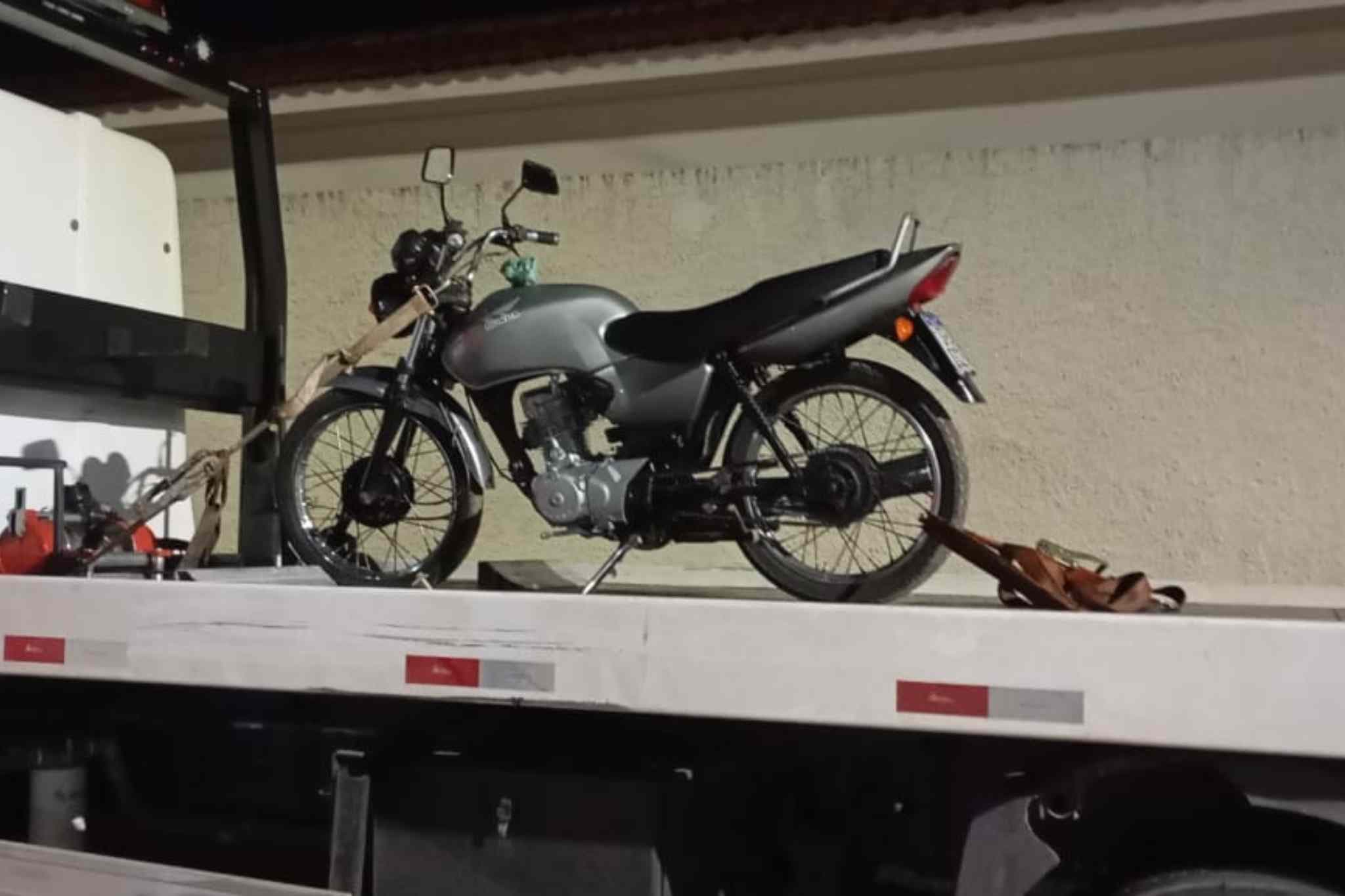 Após matéria do Itapeva Alerta, leitor identifica moto furtada e aciona a Polícia Militar