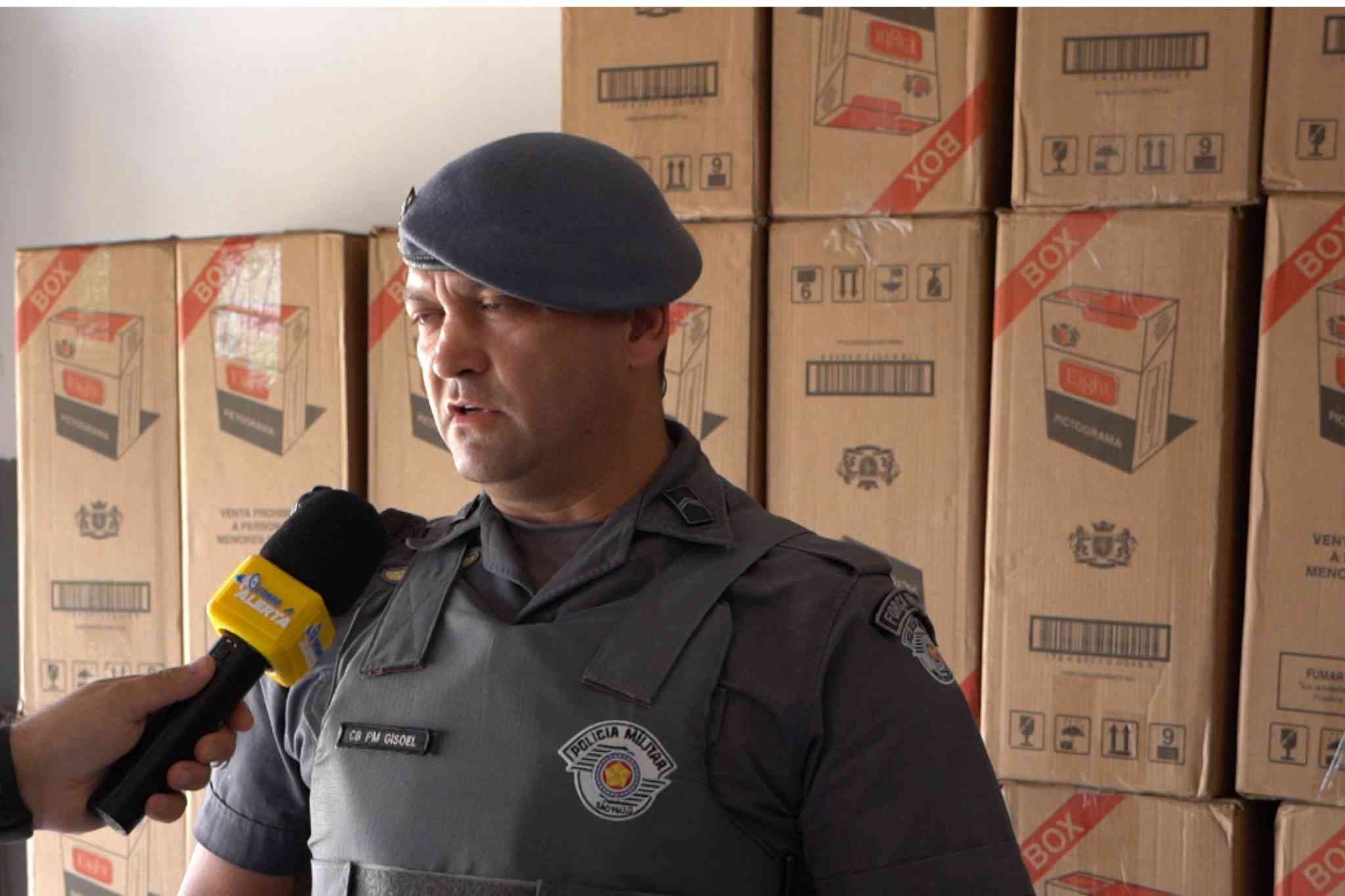 Operação da PM descobre depósito com quase 300 mil cigarros contrabandeados em Itapeva (SP)