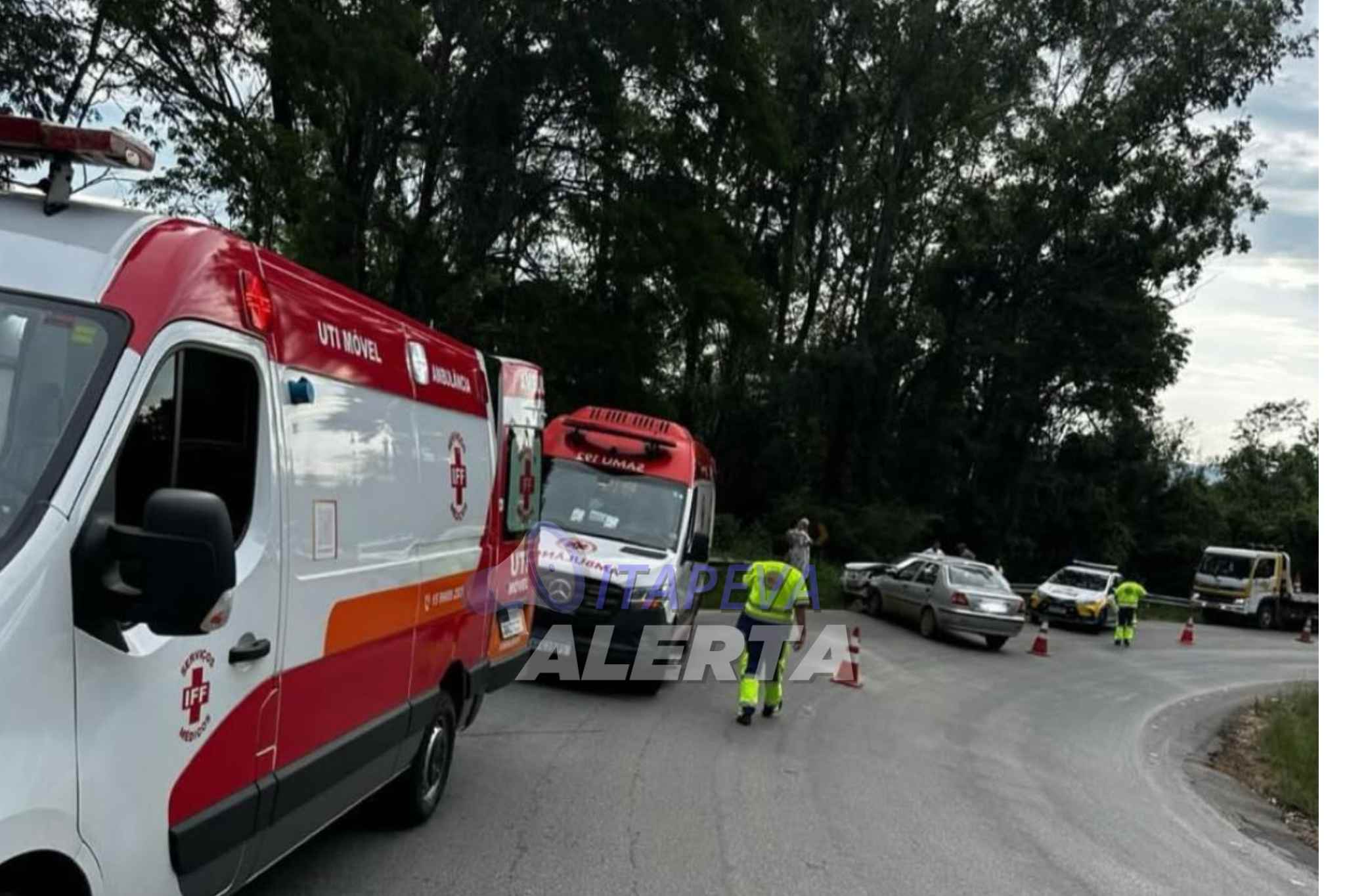 Acidente na “Sete Curvas” deixa 8 feridos na Rodovia Pedro Rodrigues Garcia entre Itapeva e Ribeirão Branco