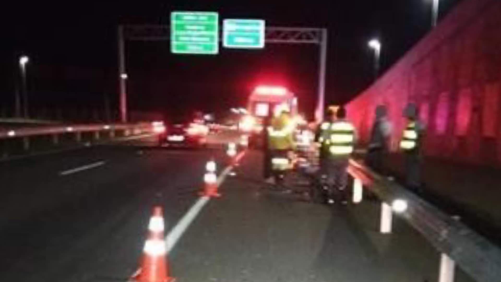 Mulher morre atropelada na SP-258 em Itapeva; motorista foge sem prestar socorro