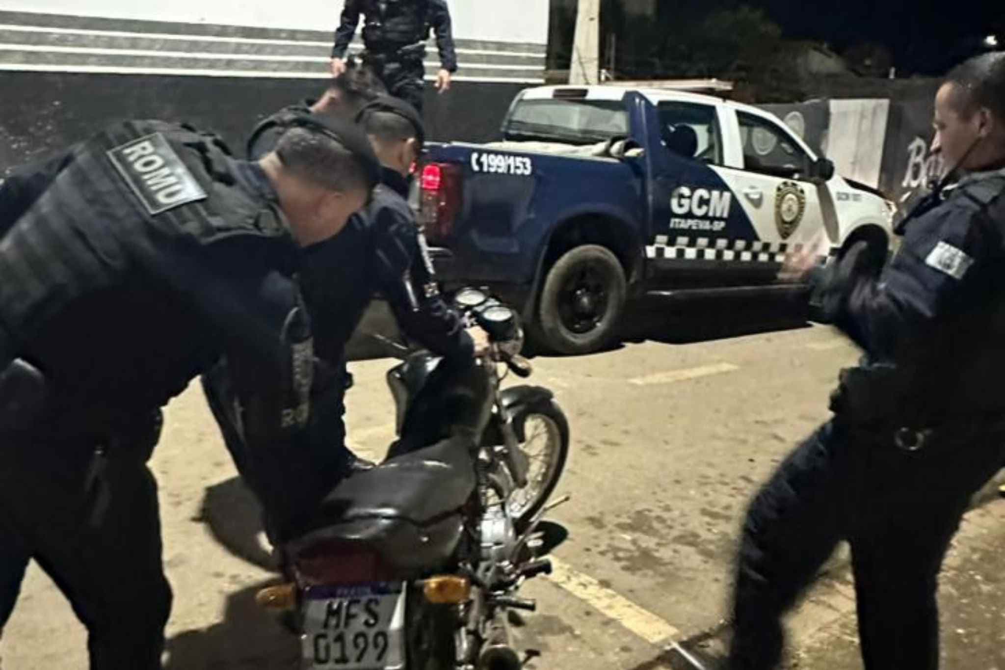 GCM de Itapeva apreende motocicleta com sinais de adulteração no bairro Santa Maria