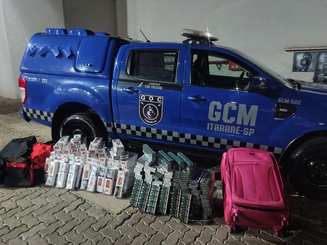 GCM de Itararé apreende mais de 2 mil maços de cigarros contrabandeados em operação na rodoviária