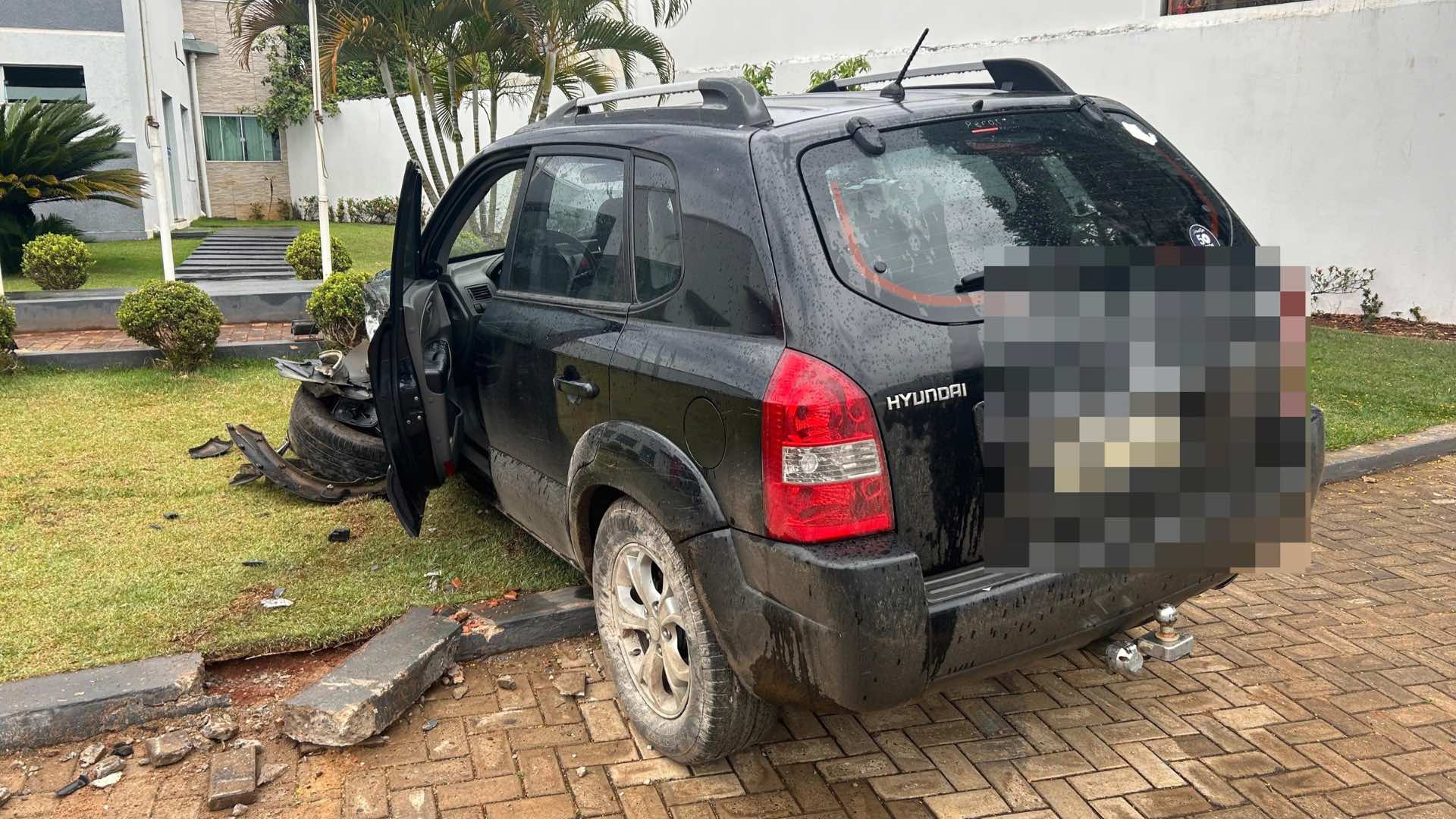 Homem integrante do PCC é preso após perseguição policial entre Paraná e Barão de Antonina (SP)