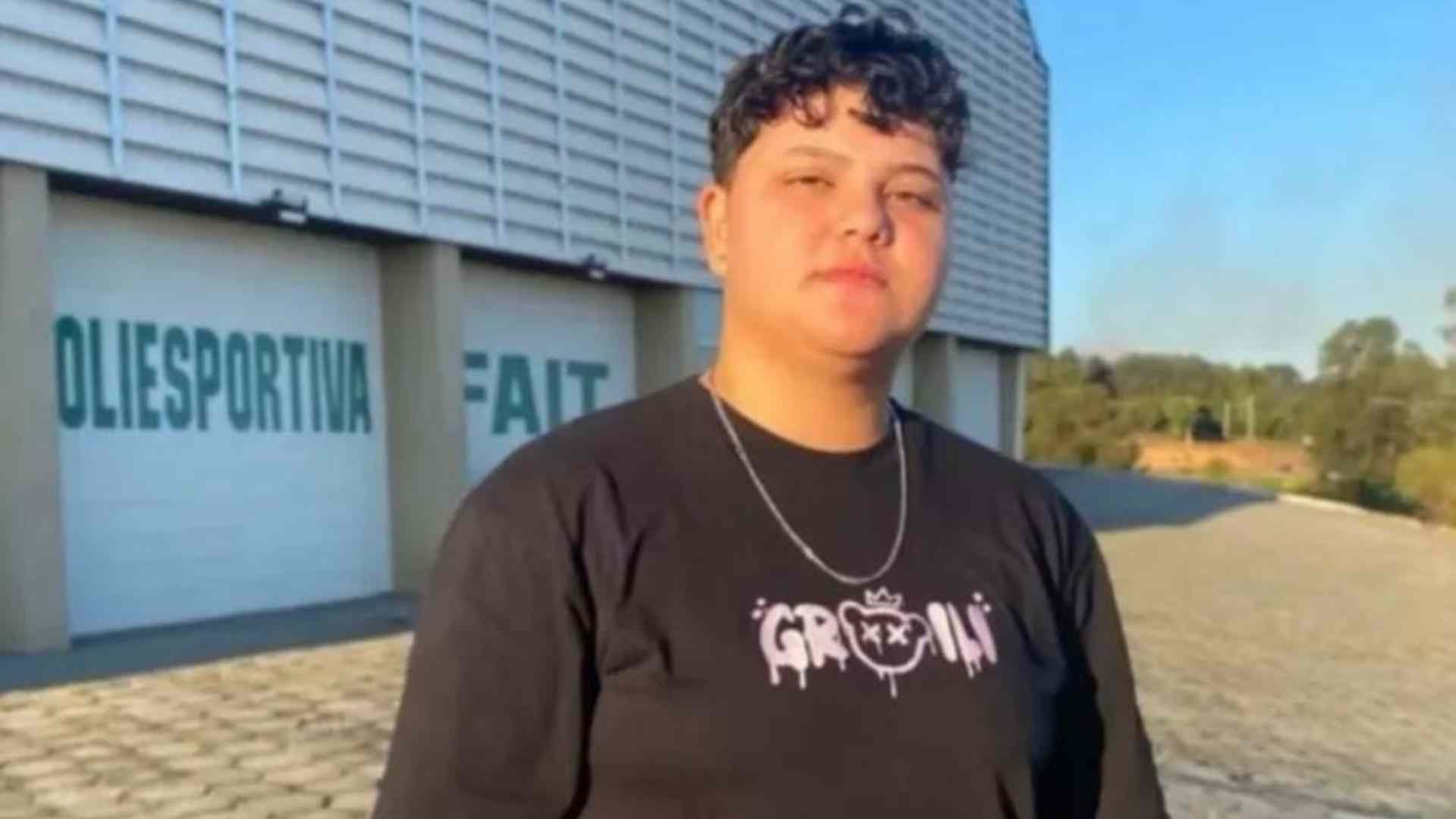 Rodovia da Morte faz mais uma vítima: Jovem de 21 anos sofre acidente gravíssimo na SP-258; família pede orações e região clama por duplicação urgente