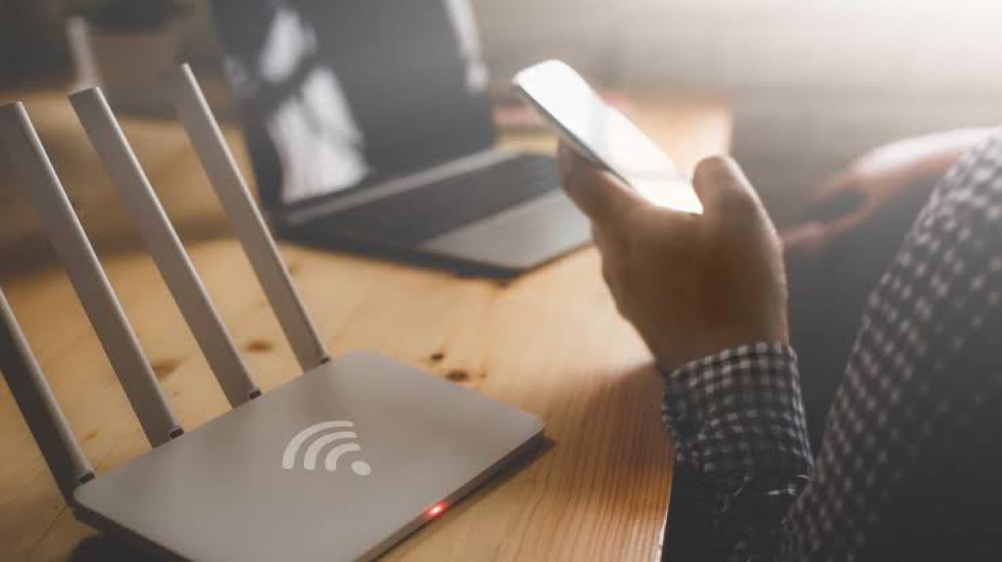 Projeto para taxar usuários de internet comandado por militares ligados a presidência é desautorizado por ministro