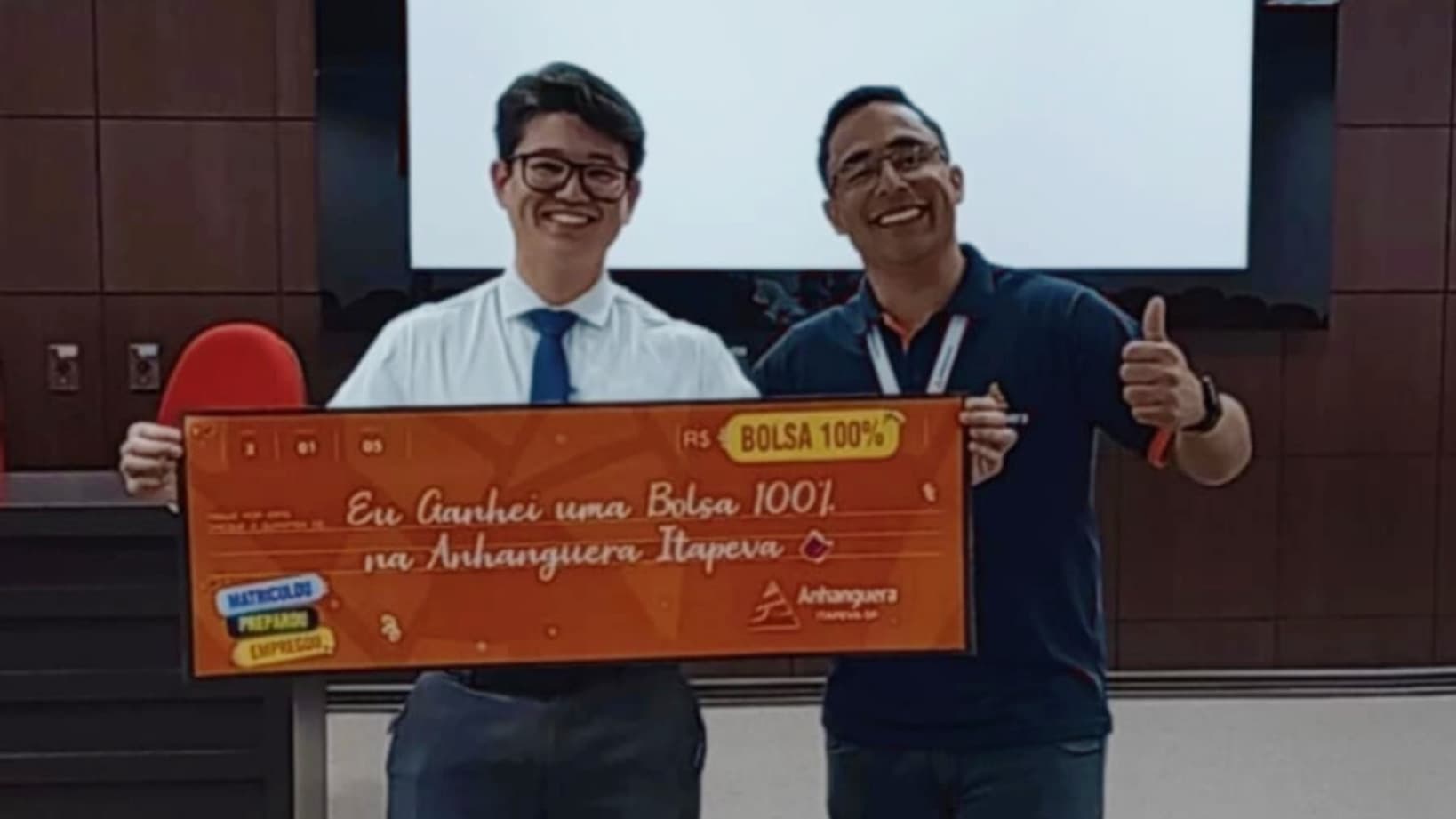 Itapevense conquista bolsa 100% na faculdade Anhanguera de Itapeva/SP