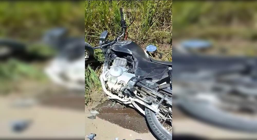 Motociclista e Garupa Perdem a Vida em Colisão Fatal com Caminhão